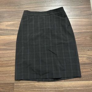 Theory plaid pencil skirt size 2 great condition